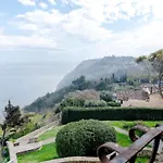 Solo Adulti - Casa Canonica Con Vista Mozzafiato * Fiorenzuola di Focara