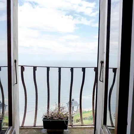 Solo Adulti - Casa Canonica Con Vista Mozzafiato Apartment