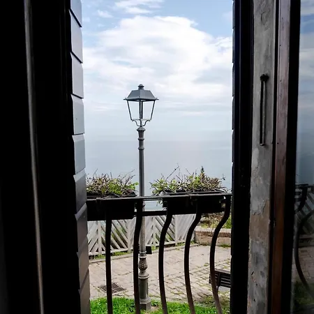 Daire Solo Adulti - Casa Canonica Con Vista Mozzafiato