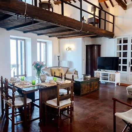 Solo Adulti - Casa Canonica Con Vista Mozzafiato Daire *