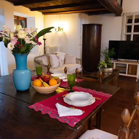 Solo Adulti - Casa Canonica Con Vista Mozzafiato