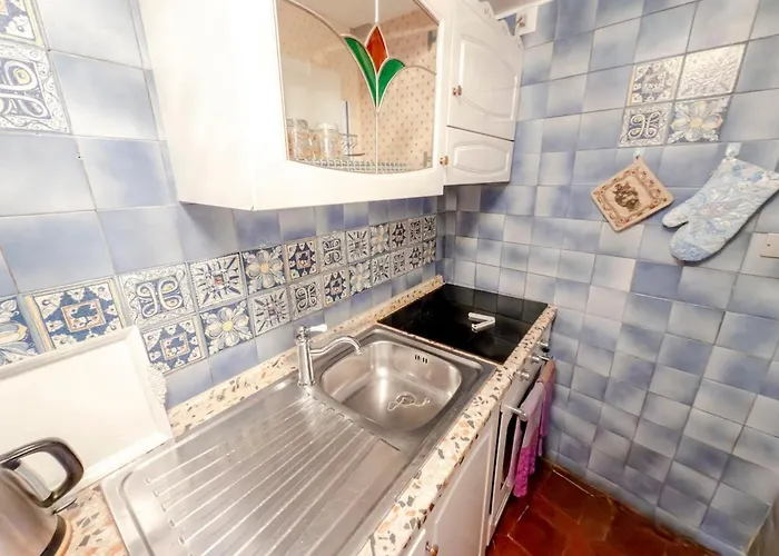 Solo Adulti - Casa Canonica Con Vista Mozzafiato Fiorenzuola di Focara