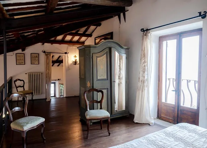 Solo Adulti - Casa Canonica Con Vista Mozzafiato * Fiorenzuola di Focara